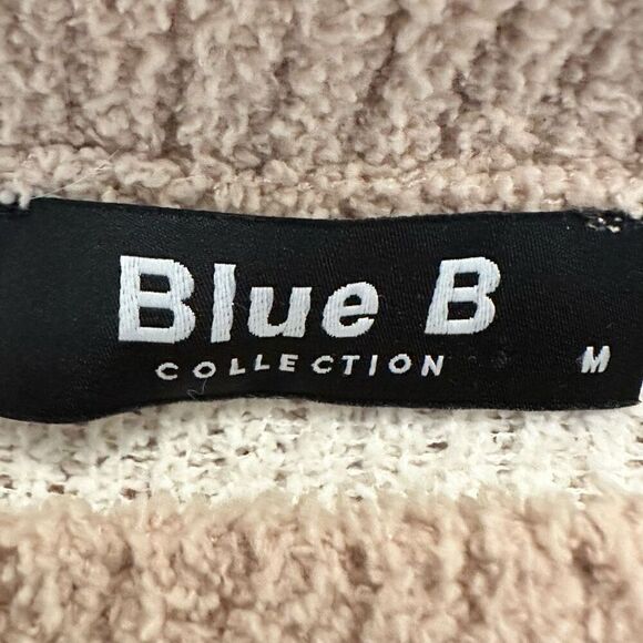 Blue B Star Knit Pullover Sweater Size Medium - Picture 4 of 5